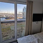Austernfischer Marina